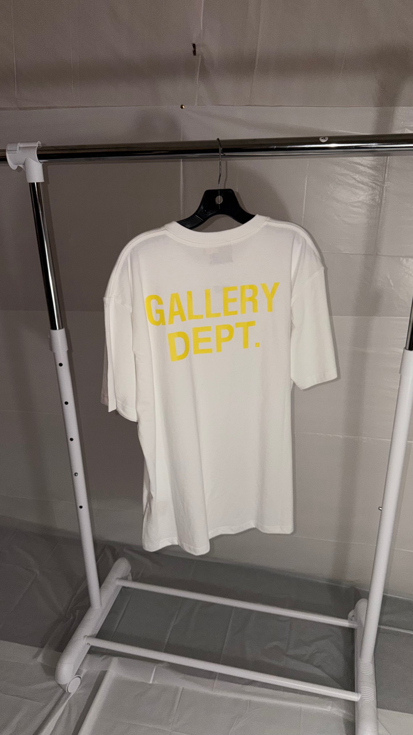 Gallery Dept. "Visit L.A. It's A Riot!" Graphic T-Shirt – White